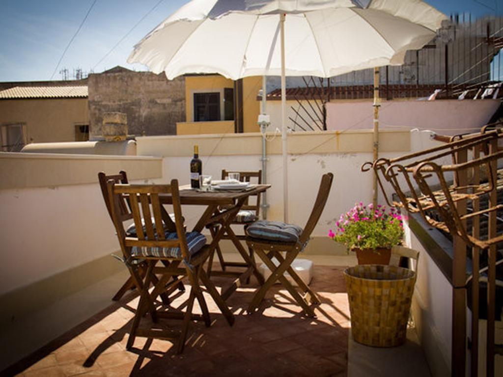 Ortigia Guest House Casa Flora Syracuse Exteriér fotografie